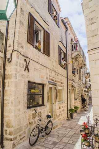 White Rabbit Hostel Hvar Town Exterior photo